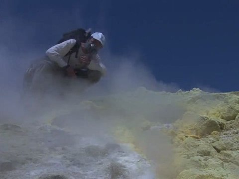 Les Manips de Volcan Terre d'Eveil - Les gaz volcaniques : la composition