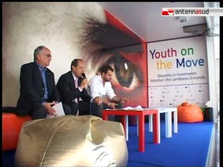 TG 28.09.11 "Volontari che cambiano il Mondo" su un tir di 13 metri