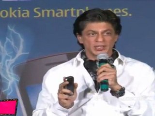 Shahrukh Reveals Functions Of New Nokia Smart Phone At Launch