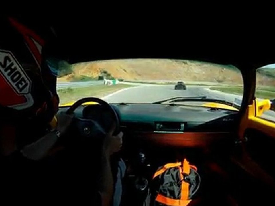 Poursuite Legend Car