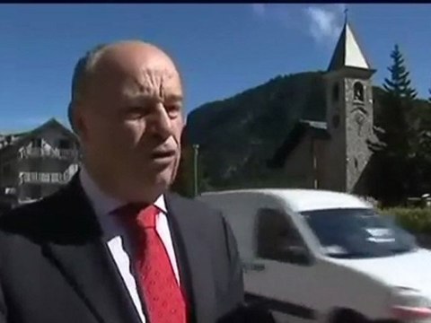 Jean Michel Baylet en campagne dans les Hautes-Alpes