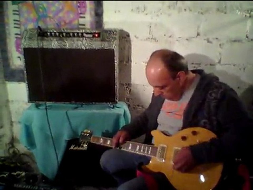 Démo Snake Amp en canal saturé  U.S. High Gain