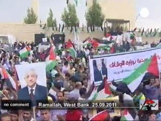 Retour en héros de Mahmoud Abbas en... - no comment