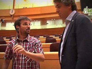 SALVADOS - De profesión, político (25.09.2011) (2)