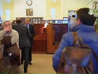 SALVADOS - Un país corrupto en la mochila