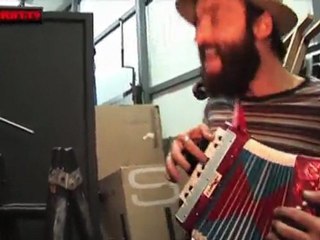 Toy Songs - La Cabra Mecánica