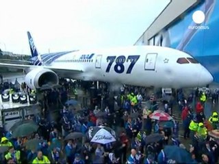 El Dreamliner 787 da alas a Boeing