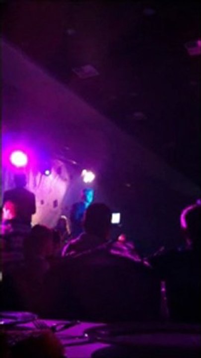 Cengiz Kurtoğlu ( K.K.T.C Malpas Hotel  - Sevmekten Kim Usanir )