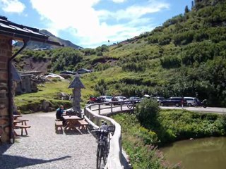 salita in bici al passo Manghen