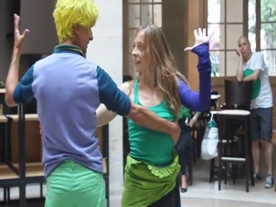 repetition flash mob Festival les uns chez les autres à la Rotonde