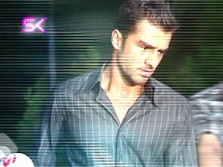 İŞTE DEMET AKALIN'IN YENİ AŞKI ENDER İNAL