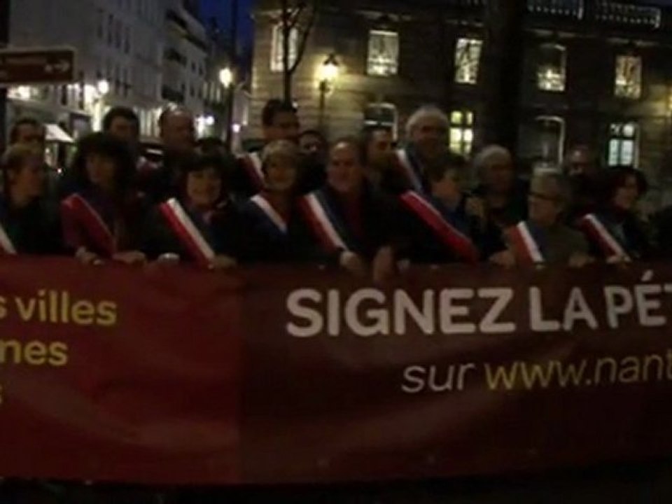 Petitions contre le projet d'extension de la Défense