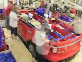 Ford Explorer z klockow LEGO