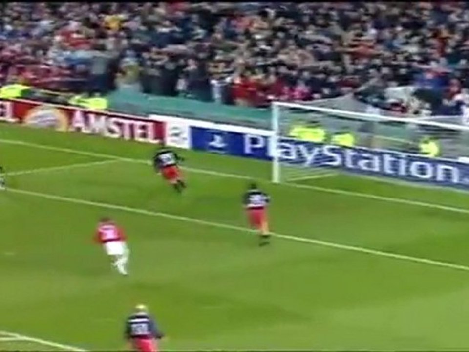 2001-2002, Manchester United-Olympiakos 3-0