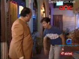 Woh Rehne Wali Mehlon Ki - 27th September 2011 - Part1