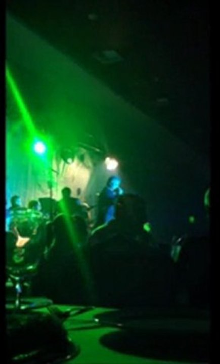 Cengiz Kurtoğlu ( K.K.T.C Malpas Hotel  -  Kabul Edemem & Seni Versinler Ellere )