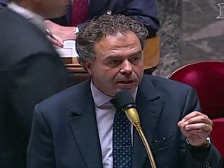 Grève des enseignants: réaction de Chatel à l'Assemblée