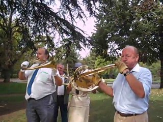 "La marche de vénerie" par le Cercle des Sonneurs du Bois de Boulogne