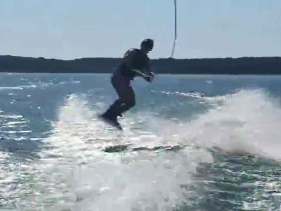 Session wakeboard sur l'étang de Gastes