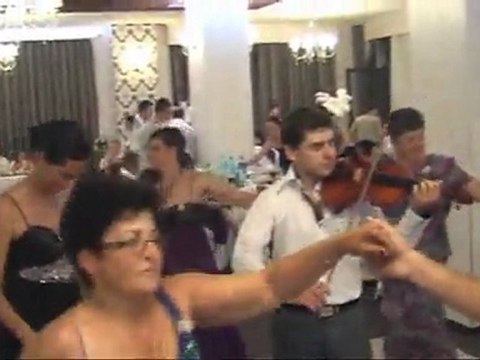 07. Formatia nunta OVIDIU BAND din Bucuresti si FANITA MODORAN 2011