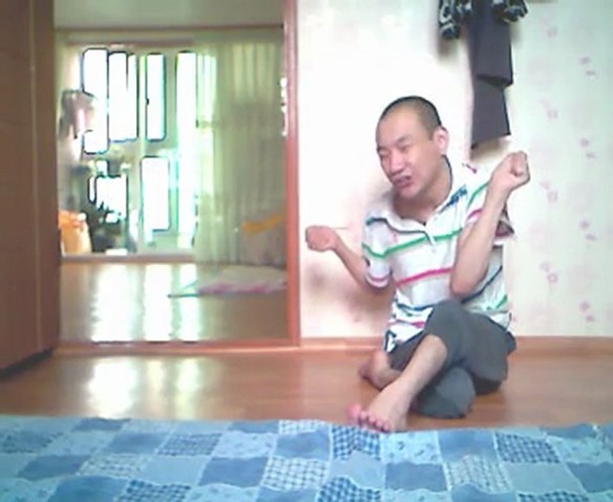 2011-09-28-130507-huh gak-hello [cover]