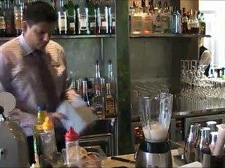 How to make a Pina Colada