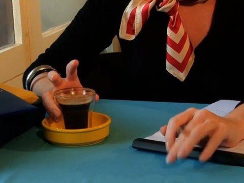 Clip parodique de l'AFIJ : comment rater son entretien d'embauche quand on est jeune diplômé...