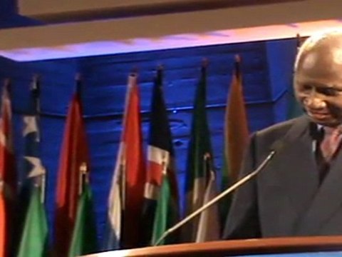 Abdou Diouf au 13 prix Houphouët Boigny à l'Unesco