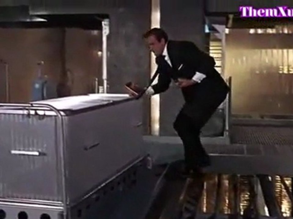 Goldfinger.1964.m-HD.x264-sUN.450MB_clip3