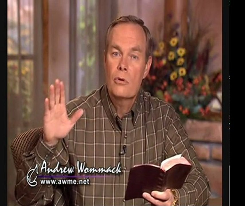 Andrew WOMMACK - The War is Over - The effect of praise 2