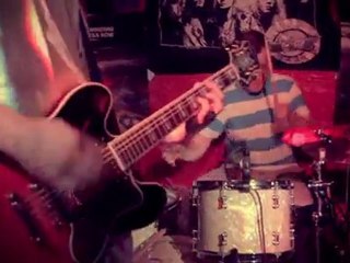 Male Bonding - Bones (LIVE VIDEO)