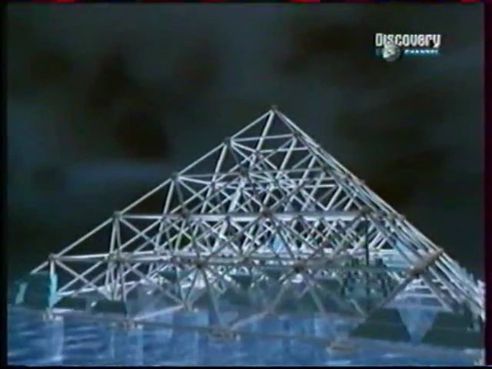 Projet TOKYO 2100 une ville dans une pyramide