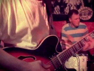 Male Bonding - What's That Scene (LIVE VIDEO)