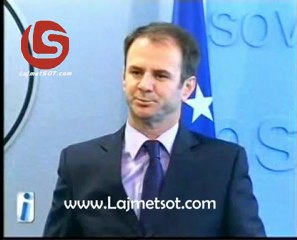 Oops Hajredin Kuqi ngone qfare fletë - www.lajmetsot.com