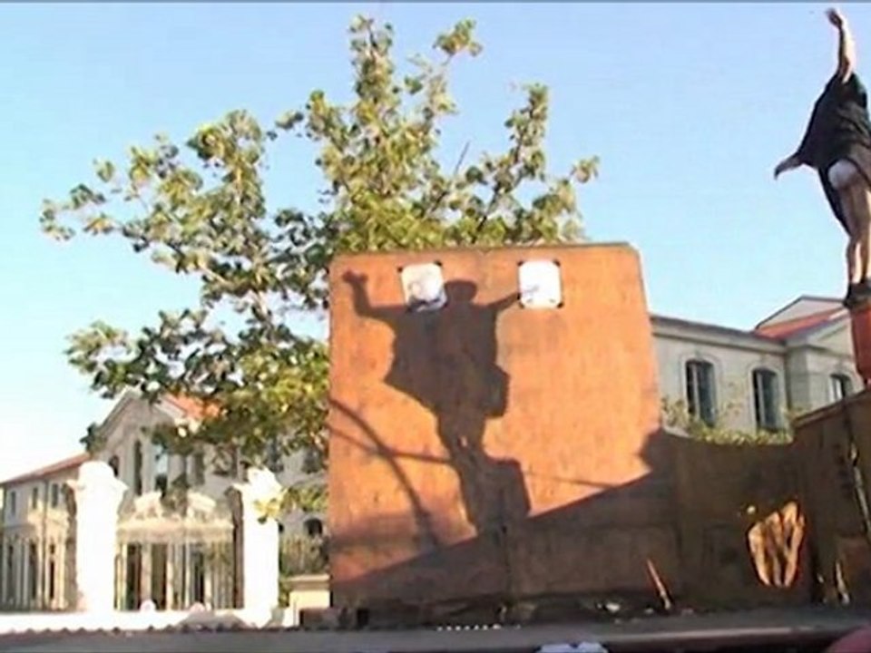 Arts de la rue - Cirque Inextremiste