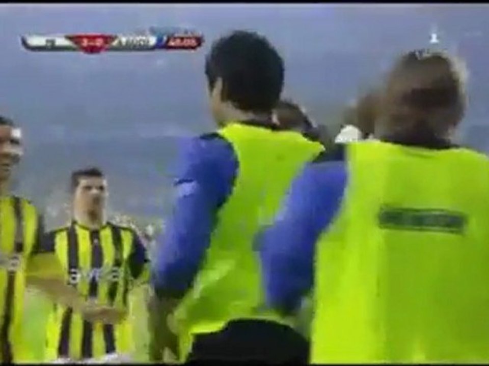 FENERBAHÇE İZLEMEYEN PİŞMAN