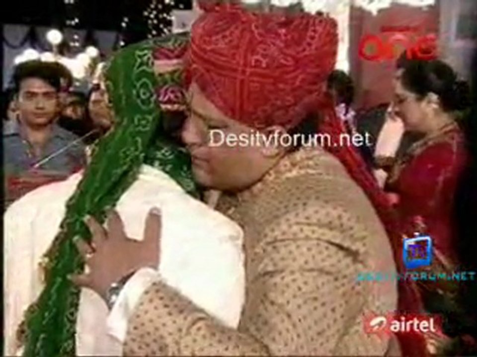 Woh Rehne Wali Mehlon Ki - 29th September 2011 - Part4