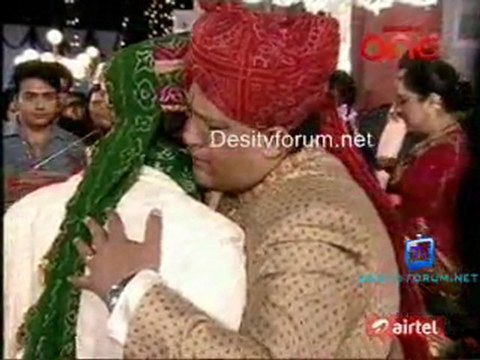 Woh Rehne Wali Mehlon Ki - 29th September 2011 - Part4