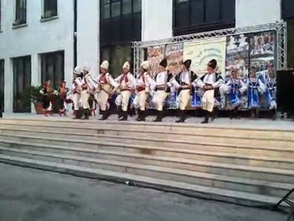 VI° International Song and Dance Festival  "Le spiagge d'Italia"2011 /Folklore group "Sredets" - Sofia, Bulgaria/