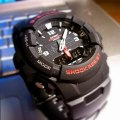 Oberseiten-spätestes Update der Verkaufsschlager G-Entsetzen Herren-Armbanduhr Quarz schwarz G-100-1BVMES Berichte