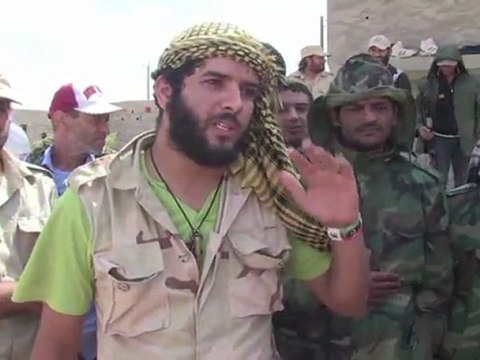 Anti-Kadhafi fighters pounded in Bani Walid