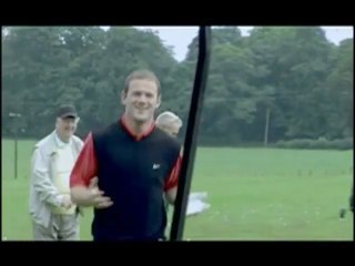 FIFA 12, Best FIFA ads with Ronaldinho & Rooney