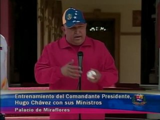 Presidente Chávez lamenta choque entre trenes