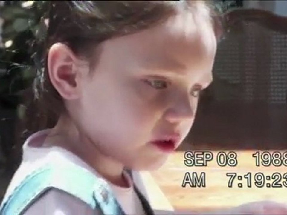 Paranormal Activity 3-Trailer 2