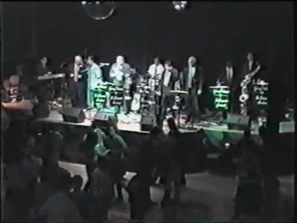 Salsa Piano Solo (Improvisation) in F Major / Fa Mayor - SalsaPianoSolo.Com