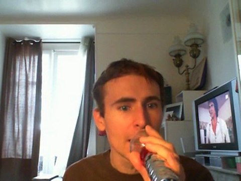 Wiwi égratigne loin des yeux loin du coeur d'Alibi Montana & Diam's