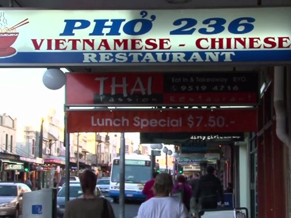 Känguru-Kebab und gefüllter Tintenfisch für australische Kids