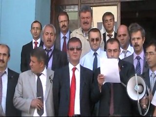 Bülent Yamacı: :"Okulu ve Öğretmeni Hedefalan Terörü Kınıyoruz"