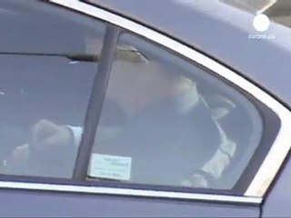 Greek state workers further disrupt audit talks