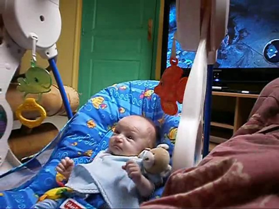 Vidéo Kylian 2mois et demi  XD